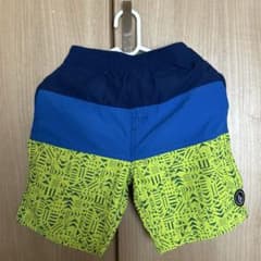男児　ほぼ新品　水着　VOLCOMのサムネイル