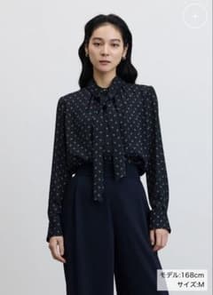 美品】SOÉJU ビット柄スカーフ付きブラウス 長袖 - メルカリ