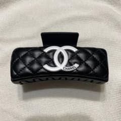 CHANEL キルティング ヘアクリップ ✖️キーホルダー m54358211628_1.jpg?1768451521