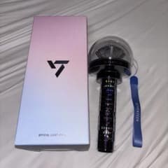 SEVENTEENペンライトver.3LIGHTSTICKリング付き電池付きのサムネイル