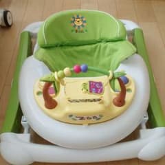 専用　ＪＴＣベビーウォーカー　歩行器　グリーンのサムネイル