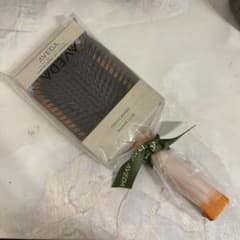 aveda パドルブラシ 新品のサムネイル