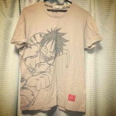 ONE PIECE ユニクロTシャツのサムネイル