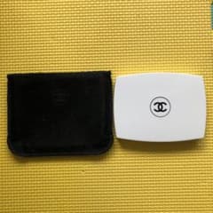 CHANEL シャネルのサムネイル