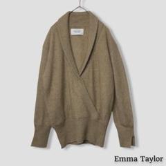 Emma Taylor｜ラムウール　Vネックニット