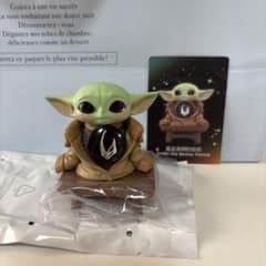 POP MART STAR WARS Grogu フィギュアのサムネイル