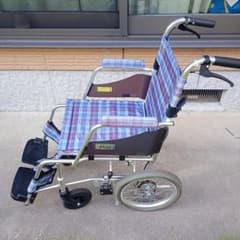 ミキ　車いす　超軽量　介助式　車椅子　介護　サポート　タイヤ要交換 ミキ 車いす 超軽量 介助式 車椅子 介護 サポート タイヤ要交換 - メルカリ