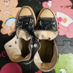 月末まで限定値下げ　Converse ハイカットスニーカー ブラックのサムネイル