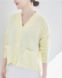 美品✳︎IENA イエナ✳︎24SS ドライコットン Vネック カーディガン✳︎白 イエナIENA ドライコットン Vネックカーディガン2024ss - メルカリ