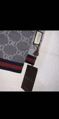 GUCCI マフラー スカーフ グレーのサムネイル
