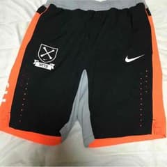 ナイキNFTBハーフパンツのサムネイル