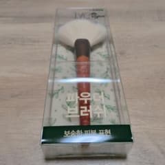 TAG VEGAN POWDER BRUSH タグ パウダーブラシのサムネイル