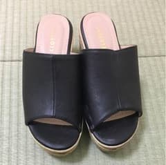 サンダルのサムネイル