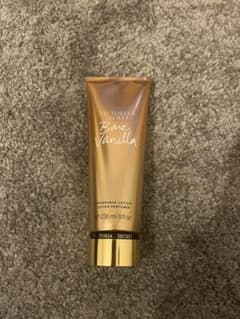 victoria's secret ボディローション　ベアーバニラのサムネイル