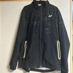 YONEX ブラック ウォームアップジャケットのサムネイル