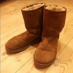 ★価格改定★ UGG ムートン ショートブーツのサムネイル