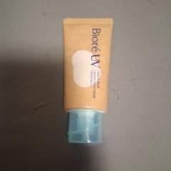 Biore UV アクアリッチ ウォータリーエッセンスのサムネイル
