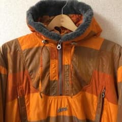 chervo' マウンテンパーカーのサムネイル