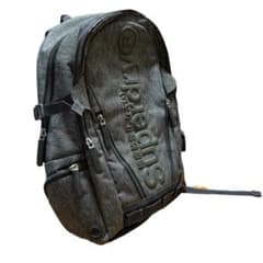Superdry 極度乾燥しなさい リュック 大容量 立体ロゴ ブラックレーベル