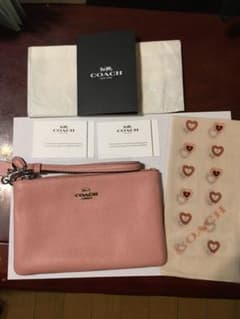 アイン様専用【新品】COACHリストレット&ハンカチのサムネイル