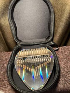 虹色 ハート アクリルカリンバのサムネイル