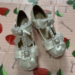眞白ありす　パールリボン パンプス ホワイトのサムネイル