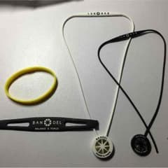 BANDELネックレス切れてるのもありのサムネイル