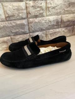 BALLY スエードのローファーのサムネイル