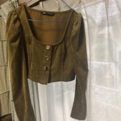 ZARAで購入しましたが、、中々着る機会がない為出品しました！のサムネイル