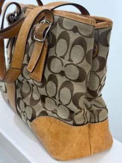 COACH シグネチャー トートバッグ ブラウンのサムネイル
