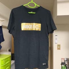 ナイキFCTシャツのサムネイル
