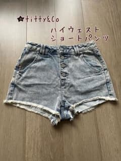 ハイウェストショートパンツのサムネイル