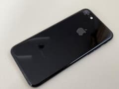 iPhone 7 Jet Black 32 GB SIMフリー　ジャンクのサムネイル
