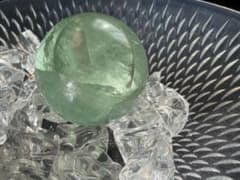 グリーンフローライト スフィア 天然石 丸玉 パワーストーン 蛍石のサムネイル