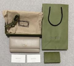 【美品】GUCCI 長財布 コンチネンタルウォレット レディースのサムネイル