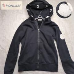 美品 モンクレール パーカー 肩ワッペン ロゴワッペン ジップアップ 14A 美品 モンクレール パーカー 肩ワッペン ロゴワッペン ジップアップ