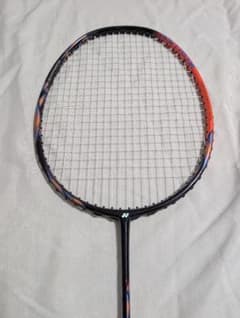【修理済み品】YONEX ASTROX 77 PRO バドミントンラケットのサムネイル