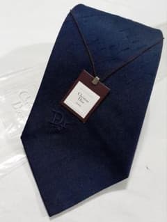 Christian Dior ネクタイ シャンブレー 無地 ワンポイントロゴ - メルカリ