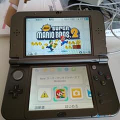 美品 Newニンテンドー3DS LL メタリックブラックのサムネイル