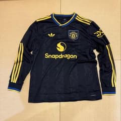 Manchester United 25/26 エンベウモ19 - メルカリ