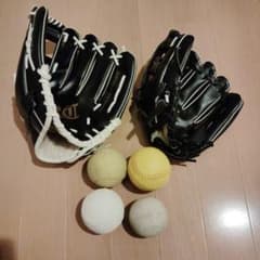 RD 野球グローブ 2個セット ボール6個付きのサムネイル