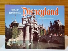 Walt Disney's Disneyland 写真集 1976年のサムネイル