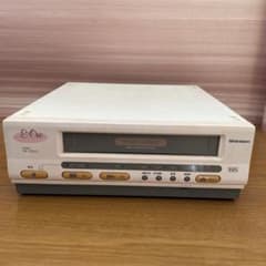 レトロ家電　VHSビデオデッキのサムネイル