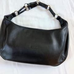 MT-7105LONGCHAMP/ロンシャン/牛革三日月 MT-7105様専用LONGCHAMP/ロンシャン/牛革三日月 - メルカリ