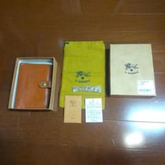 IL BISONTE レザー手帳カバー ブラウン　値下げしました！！のサムネイル