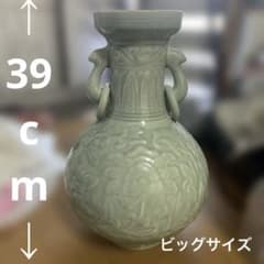 セール中❗!アンティーク美術品　天然玉石彫り花瓶　双耳龍紋　吉祥紋 中国美術 龍泉窯 牡丹紋双耳 青磁花瓶 - メルカリ