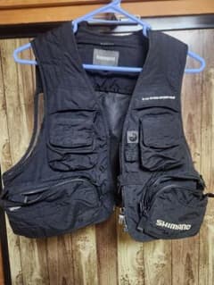 SHIMANO フィッシングベスト ブラック - メルカリ