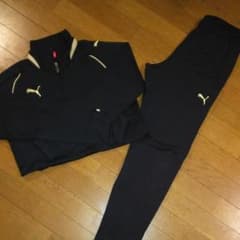 PUMAハーフジップセットアップのサムネイル