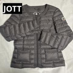 【美品】J.O.T.T ダウンジャケット　DOUDA グレー　保存袋付きのサムネイル