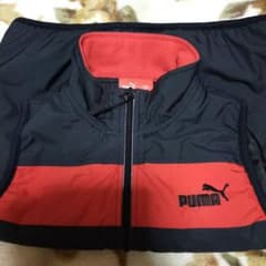 黒✕赤　プーマ　ベスト　シャカシャカ　130のサムネイル